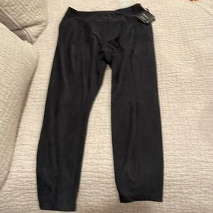 Vera Wang Faux Suede Shaping Legging size large